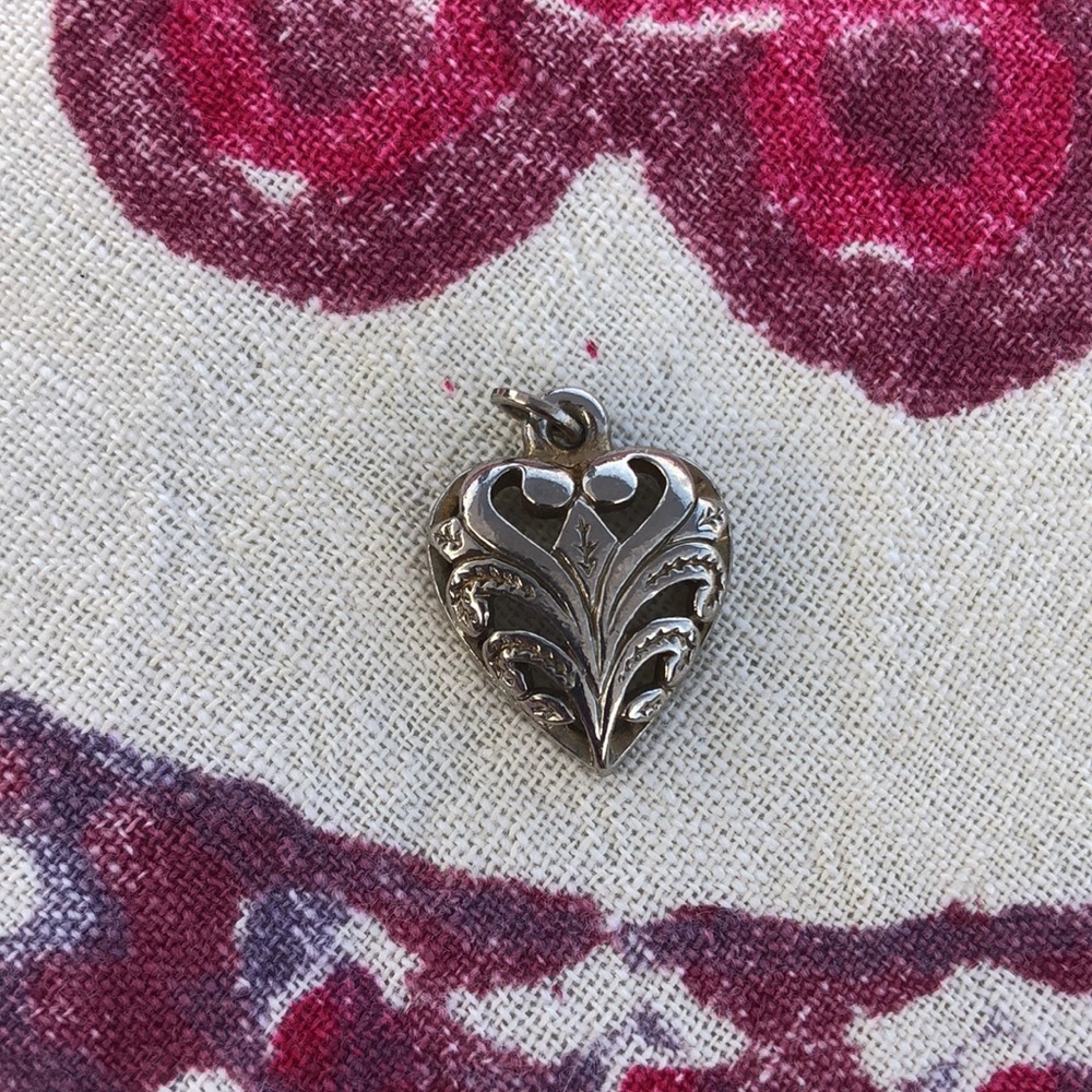 heart pendant